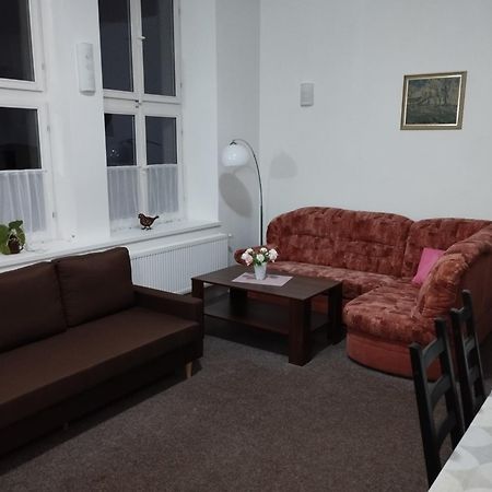 Apartmany Ceska Skola Lipova  Ngoại thất bức ảnh